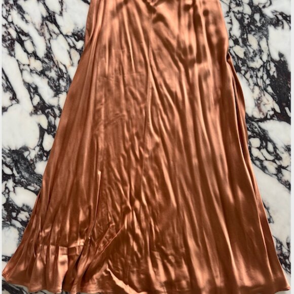 L'agence Women's Clarisa Maxi Skirt In Soft Tan. Worn once. Size S - Picture 8 of 8